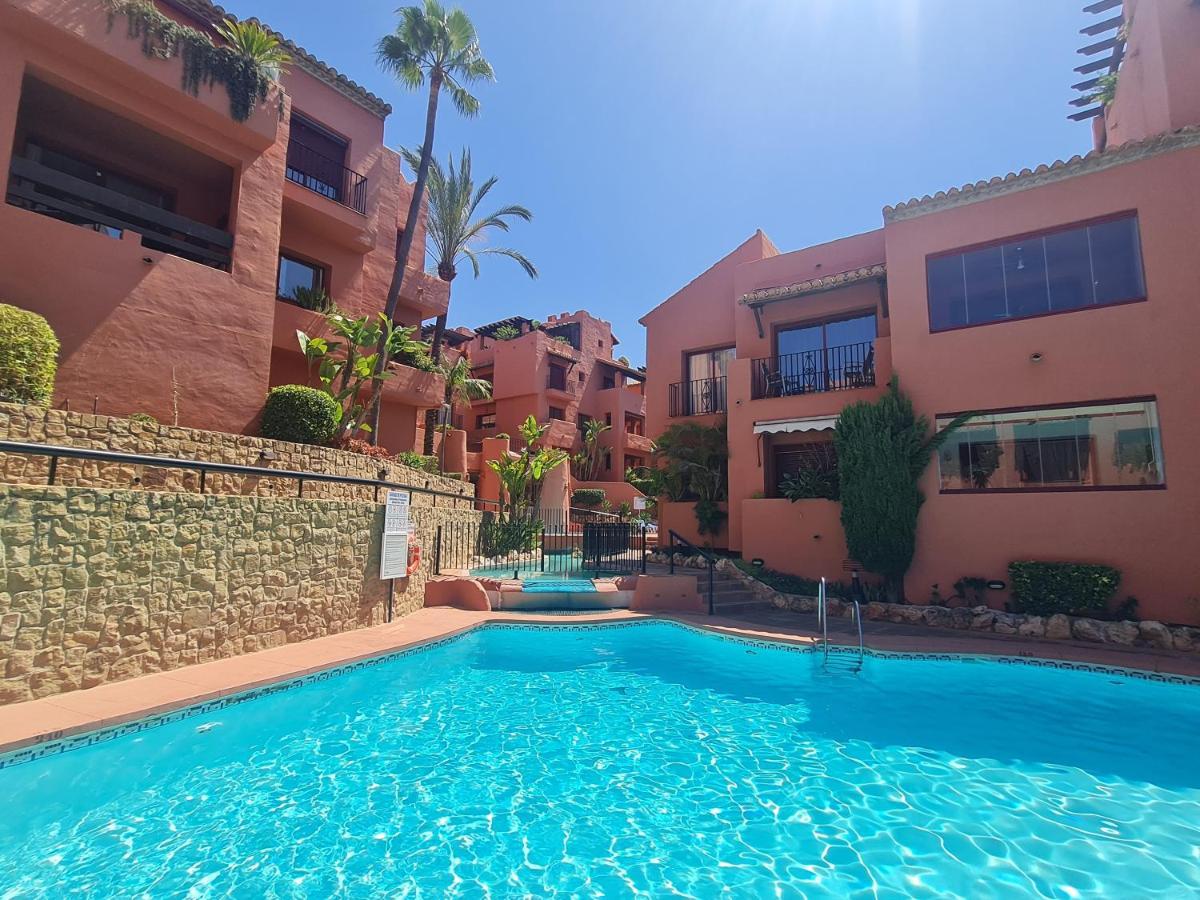 Apartment Boutique Penthouse Elviria Beachsid