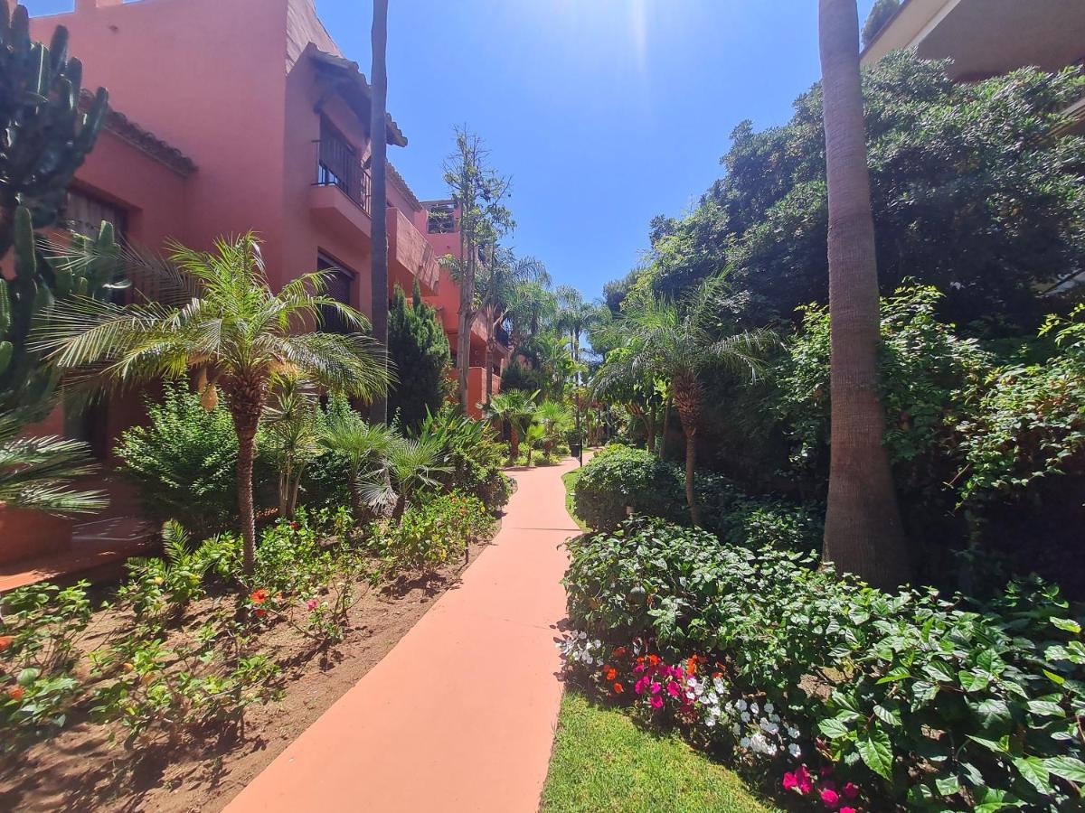 Apartment Boutique Penthouse Elviria Beachsid